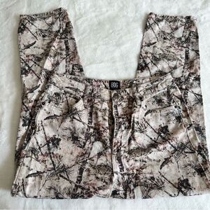 BDG Urban Outfitters Camo Jeans Slim Straight Size 31